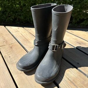 Black Buckle Rain Boots